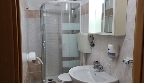 Chambre Double Deluxe, salle de bains attenante, en bord de piscine