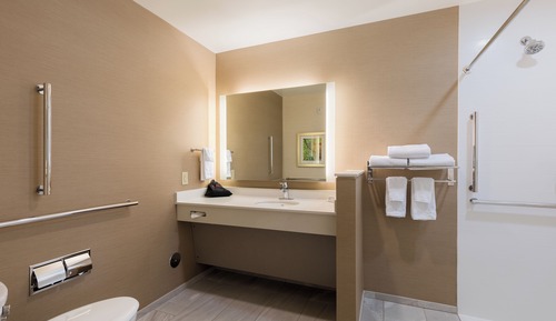 Chambre, 1 très grand lit, non-fumeurs (Mobility Accessible, Roll-In Shower)
