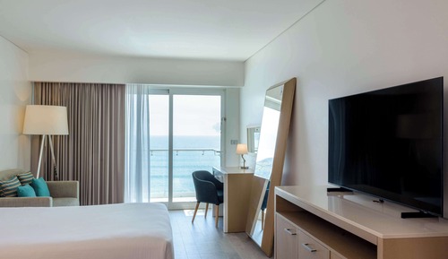 Suite Junior, 2 lits doubles, balcon, en front de mer