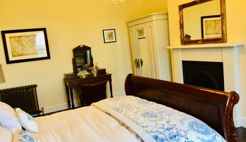 Chambre Double, salle de bains attenante