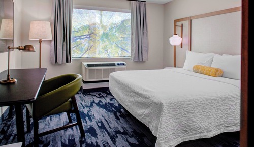 Suite, 1 très grand lit (Hearing Accessible)