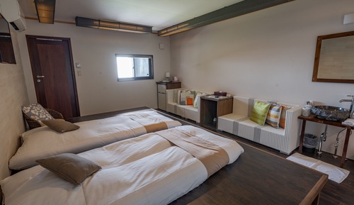 Chambre Tradition, vue mer, en angle (Japanese-style, Upper Floor)