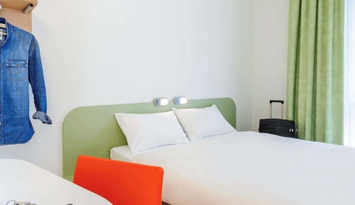 Chambre Double Standard, 1 lit double