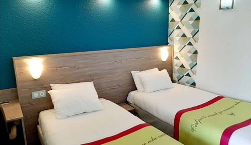 Chambre Standard, 2 lits une place