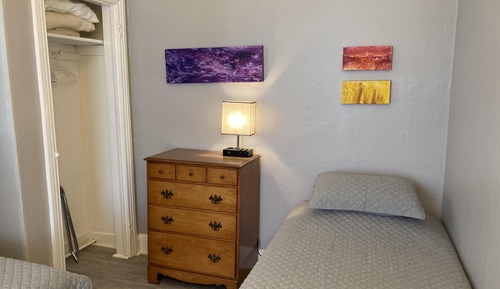 Chambre Tradition avec lits jumeaux, salle de bains commune (Room 3)