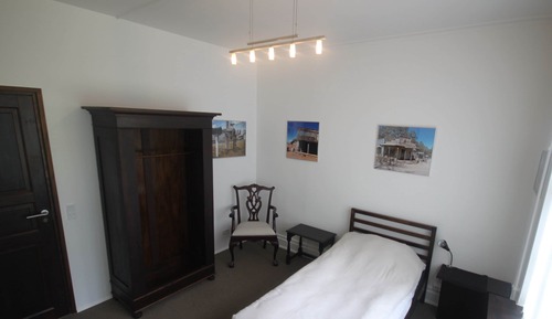 Chambre Simple Standard, 1 lit une place, salle de bains commune, vue jardin