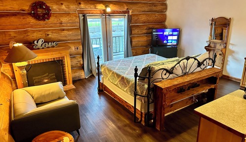Suite Lune de Miel, 1 très grand lit, vue lac (Honeymoon Suite)