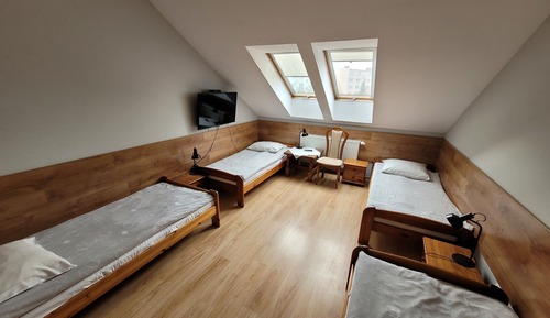 Chambre Quadruple Standard, non-fumeurs, salle de bains privée