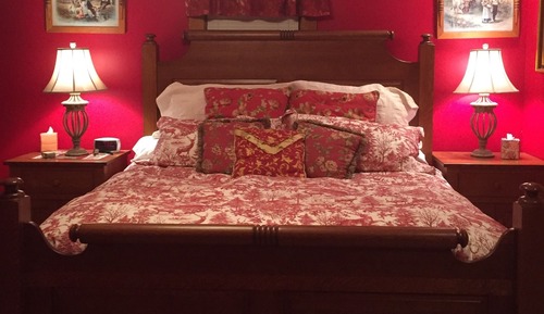 Suite Exclusive, 1 très grand lit (Chambre Rouge)