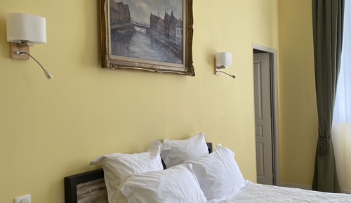 Chambre Double Classique, salle de bains attenante, vue parc (PMR)