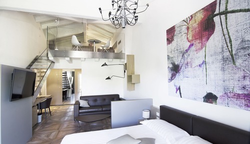 Suite, balcon, vue jardin
