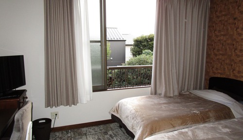 Chambre Standard avec lits jumeaux, vue jardin (201)