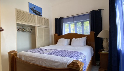 Chambre Panoramique, 1 très grand lit, accès piscine, vue océan