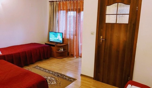 Chambre Triple, vue colline