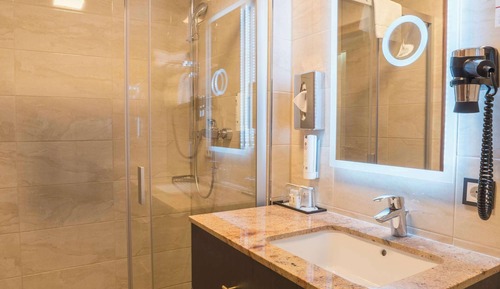 Chambre Confort, 2 lits une place (with Sofabed)
