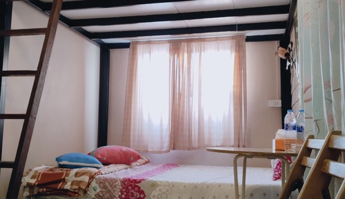 Room B2