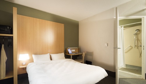 Chambre Double, accessible aux personnes à mobilité réduite, non-fumeurs