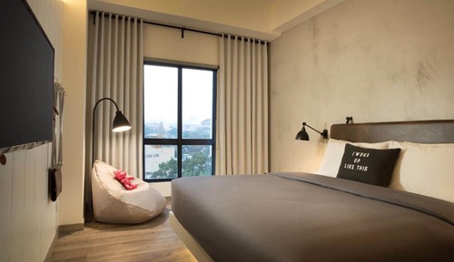 Chambre, 1 grand lit, non-fumeurs, vue ville