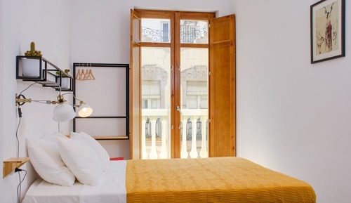 Chambre Double, 1 grand lit, salle de bains attenante