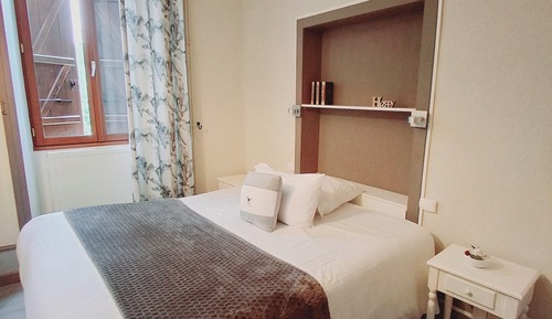 Chambre Supérieure Double ou avec lits jumeaux