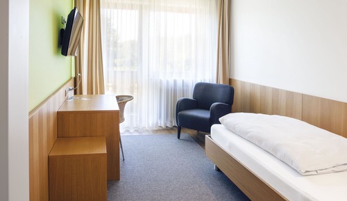Chambre Simple Confort, non-fumeurs, vue jardin