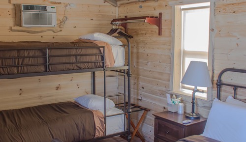 Cabane Premium, plusieurs lits, patio, vue montagne
