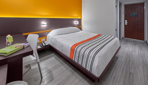 Chambre, 1 grand lit, non-fumeurs