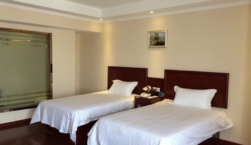 Chambre avec lits jumeaux