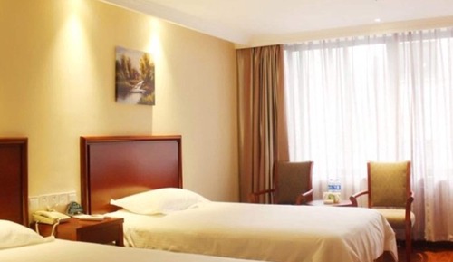 Chambre avec lits jumeaux