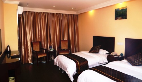 Chambre Supérieure avec lits jumeaux