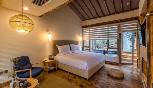 Chambre Design, bain à remous