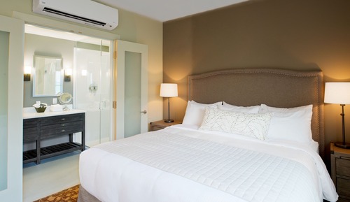 Chambre « Premier », 1 très grand lit et 1 canapé-lit, réfrigérateur