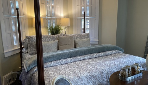 Suite Deluxe, 1 très grand lit, baignoire