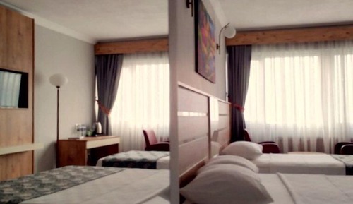 Chambre Standard Double ou avec lits jumeaux