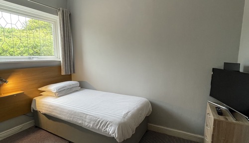 Chambre Simple Standard, 1 lit une place, salle de bains attenante