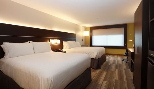 Chambre Standard, 2 grands lits (Mobil, Comm, Roll Shwr)