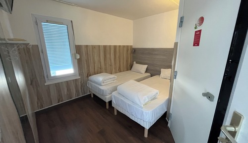 Chambre avec lits jumeaux