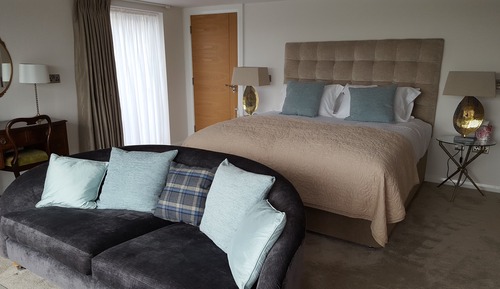 Chambre Supérieure Double ou avec lits jumeaux