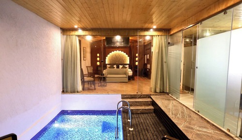 Cottage Royal