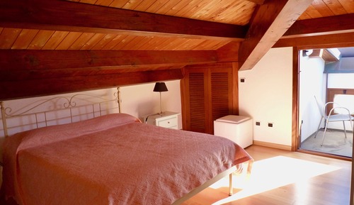 Appartement Classique, 2 chambres, balcon, dans la tour