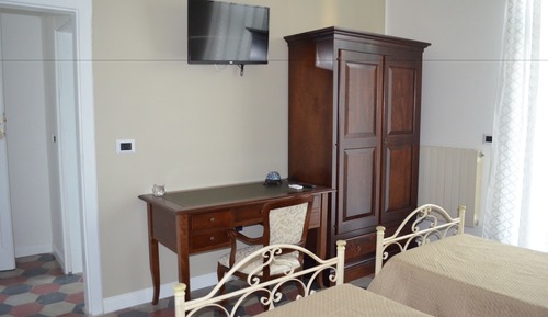 Chambre Deluxe avec lits jumeaux, salle de bains attenante