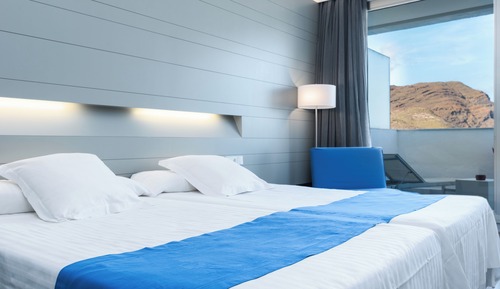 Chambre avec lits jumeaux