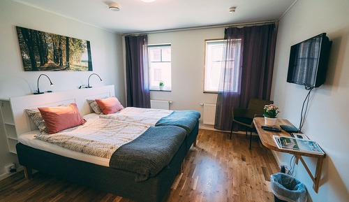 Chambre Classique Double ou avec lits jumeaux, 2 lits une place, salle de bains attenante