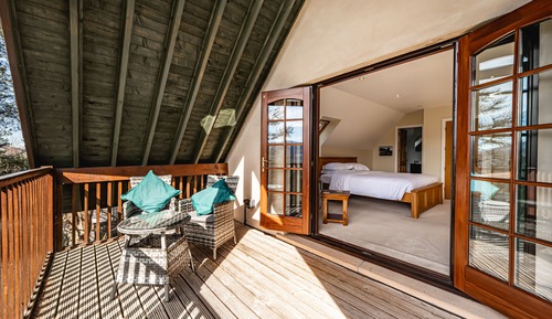 Chambre Double Supérieure, 1 très grand lit, balcon