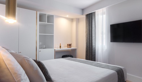 Chambre Double Classique, 1 grand lit, vue ville