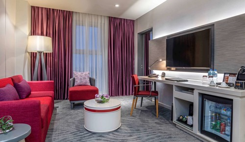 Suite Deluxe, 1 très grand lit, accès au salon club