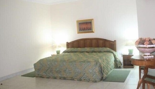Chambre Double Standard, 1 grand lit, non-fumeurs