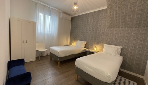 Studio Confort, 1 chambre, coin cuisine, rez-de-chaussée