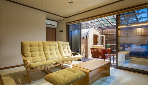 Chambre (with Tatami Area and Open-Air Bath)