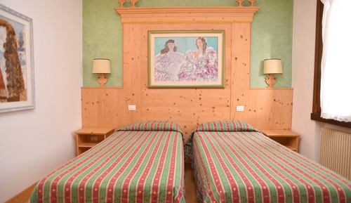 Chambre Classique Double ou avec lits jumeaux